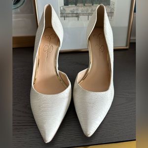 Jessica Simpson white faux snakeskin pumps - size 9